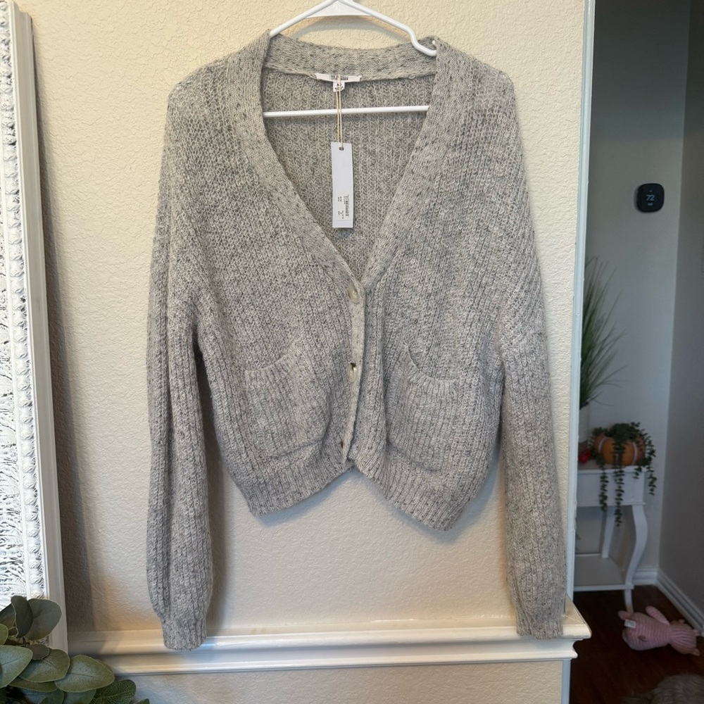 Gray Textured Knit Sweater. medium BB DAKOTA STEVE MADDEN - Picture 10 of 12